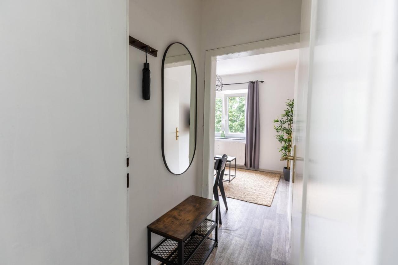 Perfekt Fuer 2! Wifi/ Netflix Apartamento Duisburgo Exterior foto