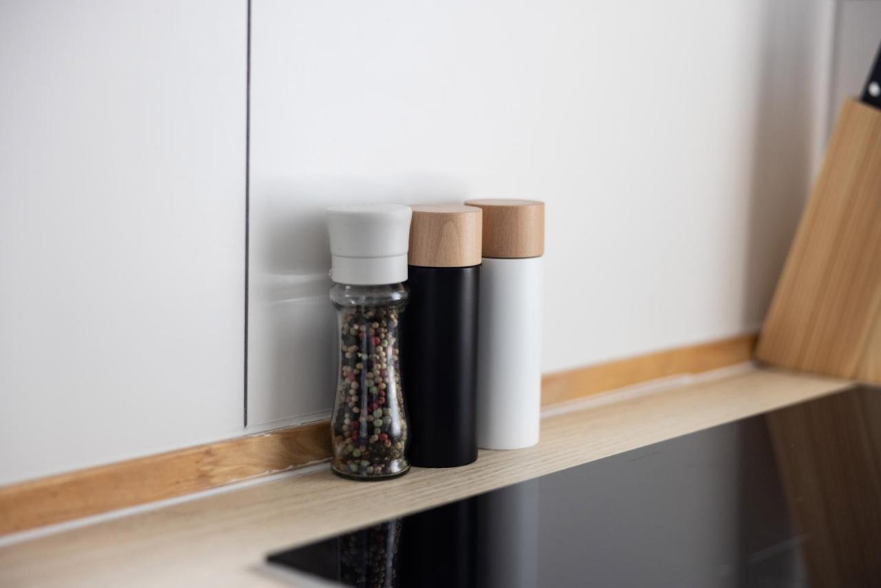 Perfekt Fuer 2! Wifi/ Netflix Apartamento Duisburgo Exterior foto